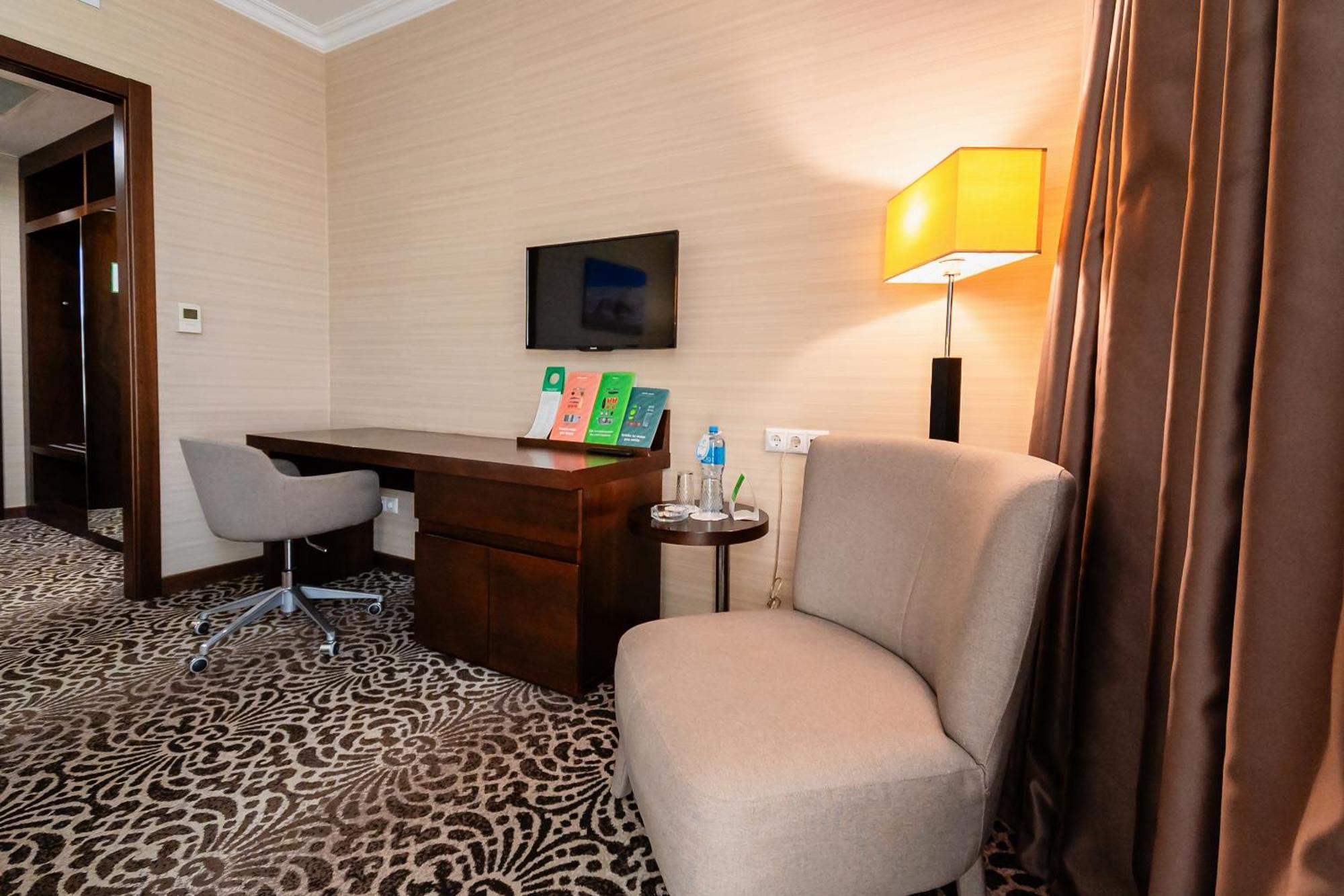 Holiday Inn Aktau By Ihg Extérieur photo